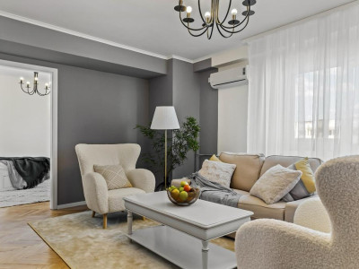 Apartament 3 camere  Decebal