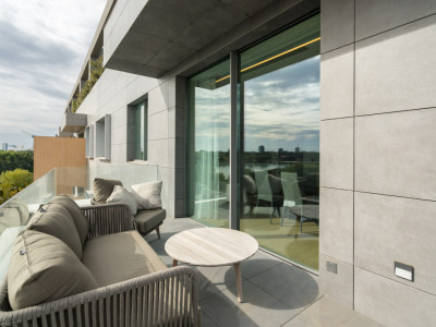 F ZEEN - 4 CAMERE// 2 GARAJE // TERASA CU VEDERE LIBERA CATRE LACUL FLOREASCA