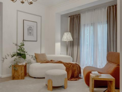 APARTAMENT 3/4 CAMERE PARTER// GRADINA